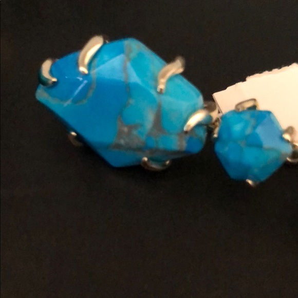 KENDRA SCOTT TASSLE DROP STATEMENT EARRINGS - Picture 2 of 8